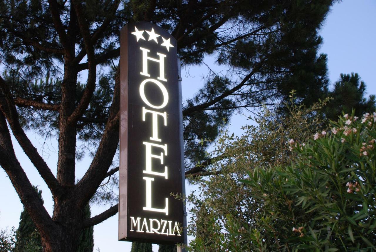 Hotel Marzia Scandicci Kültér fotó